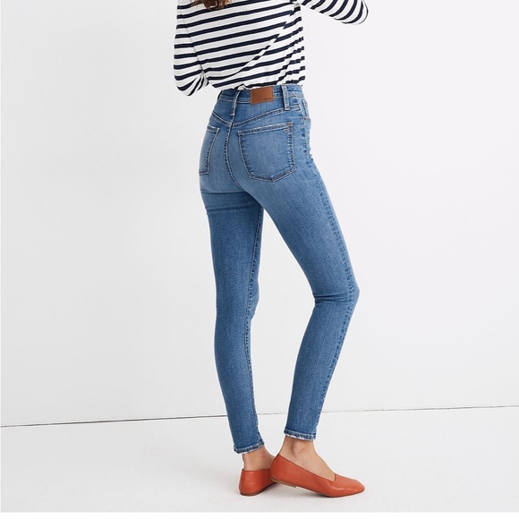 Madewell 11" High-Rise Skinny Jeans in Maricopa Wash - Picture 4 of 7